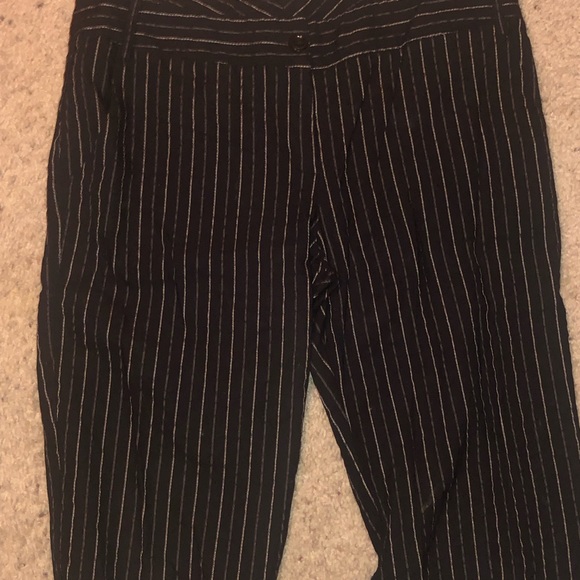 Capris - Picture 2 of 4